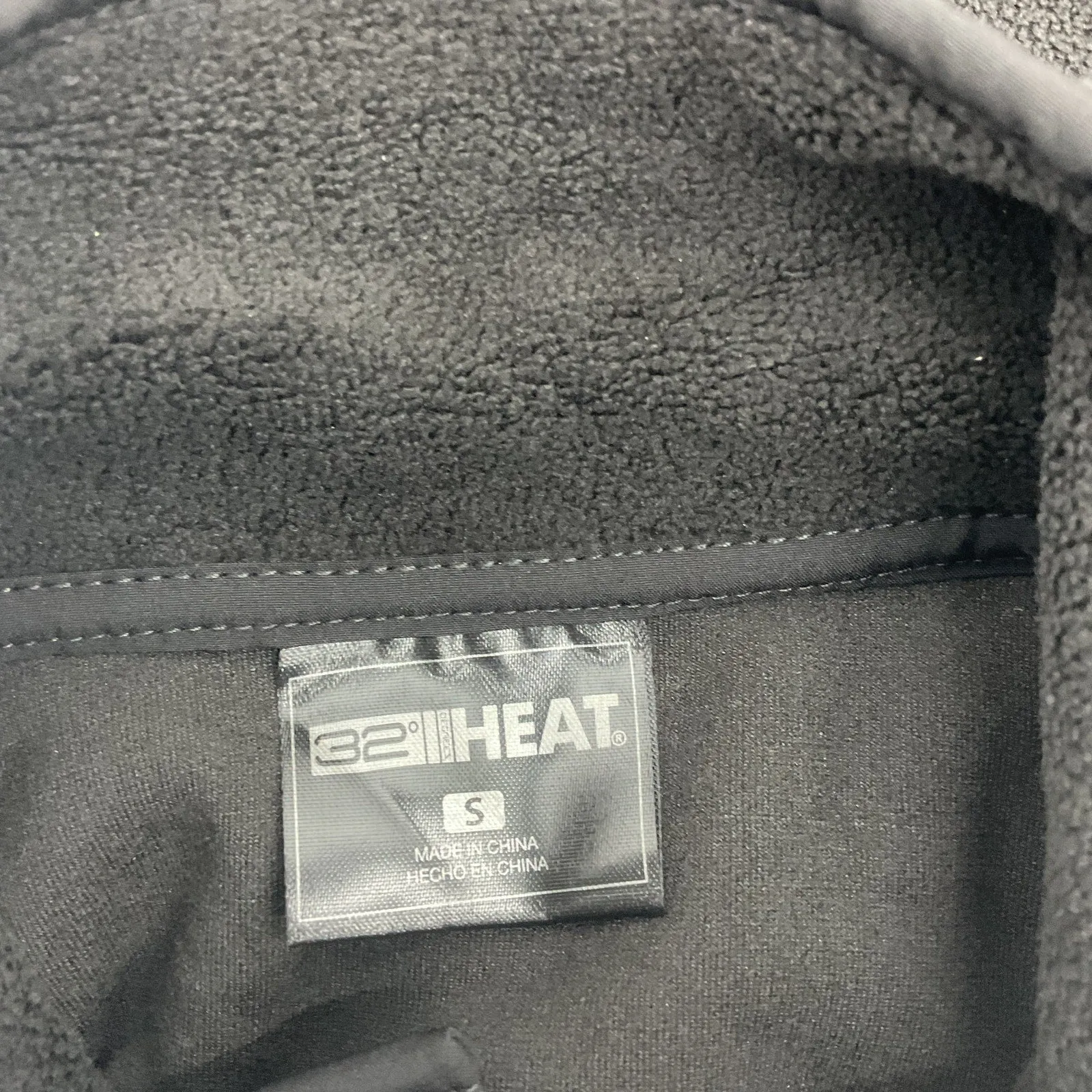 32 Degree Heat Men's Black Fleece Pullover Henley Sweater S NWT