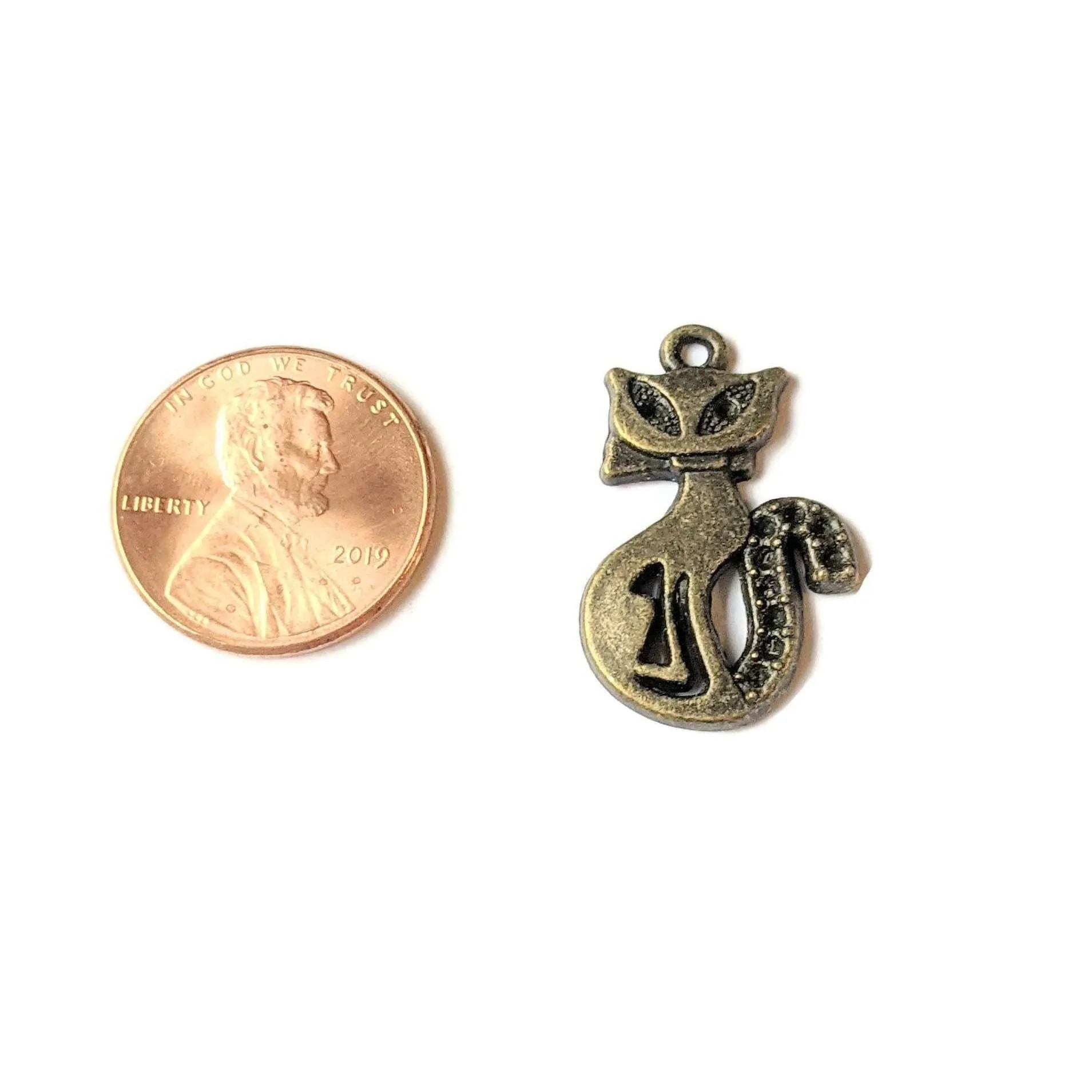 Antique Bronze Fancy Cat Charm