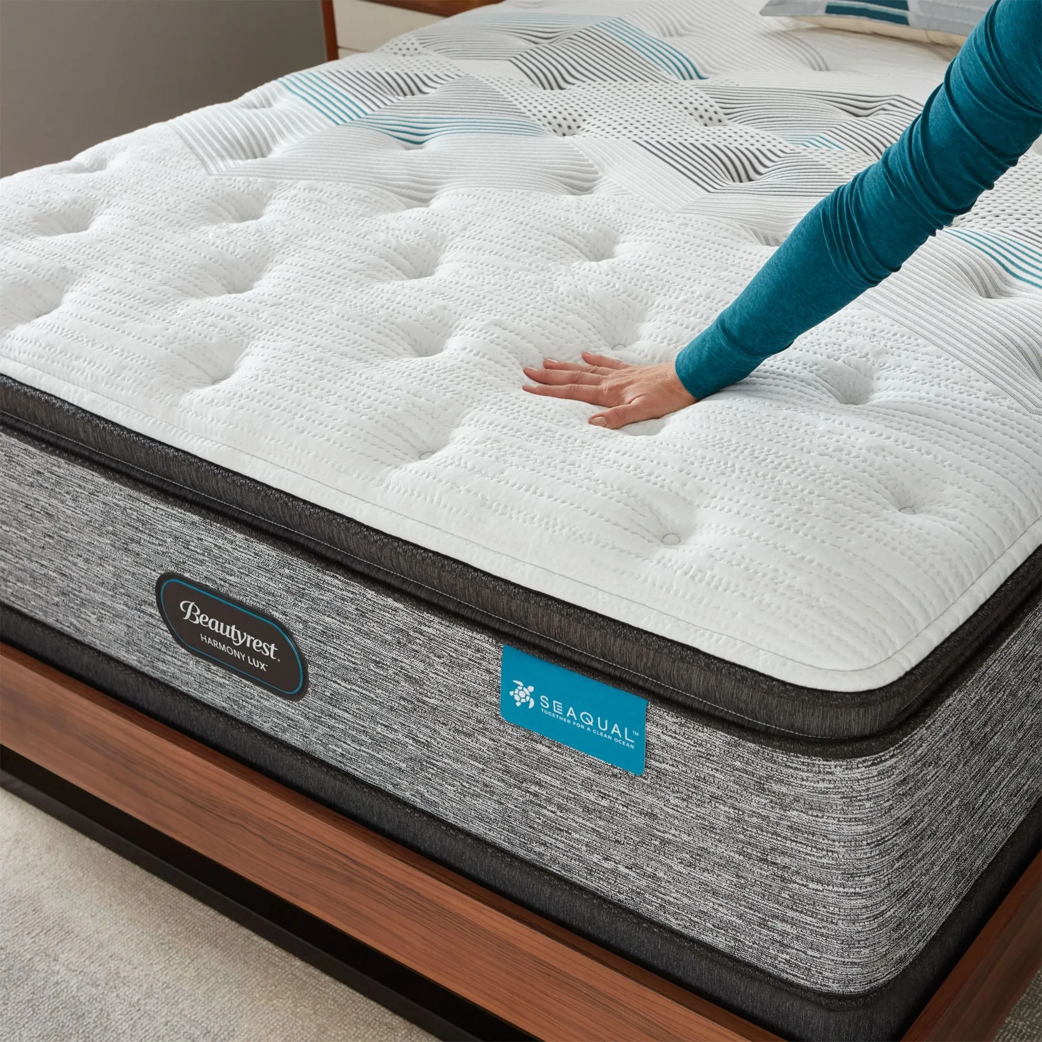 Beautyrest Harmony Lux Timeless Pillow Top Innerspring 15.25 inch Mattress