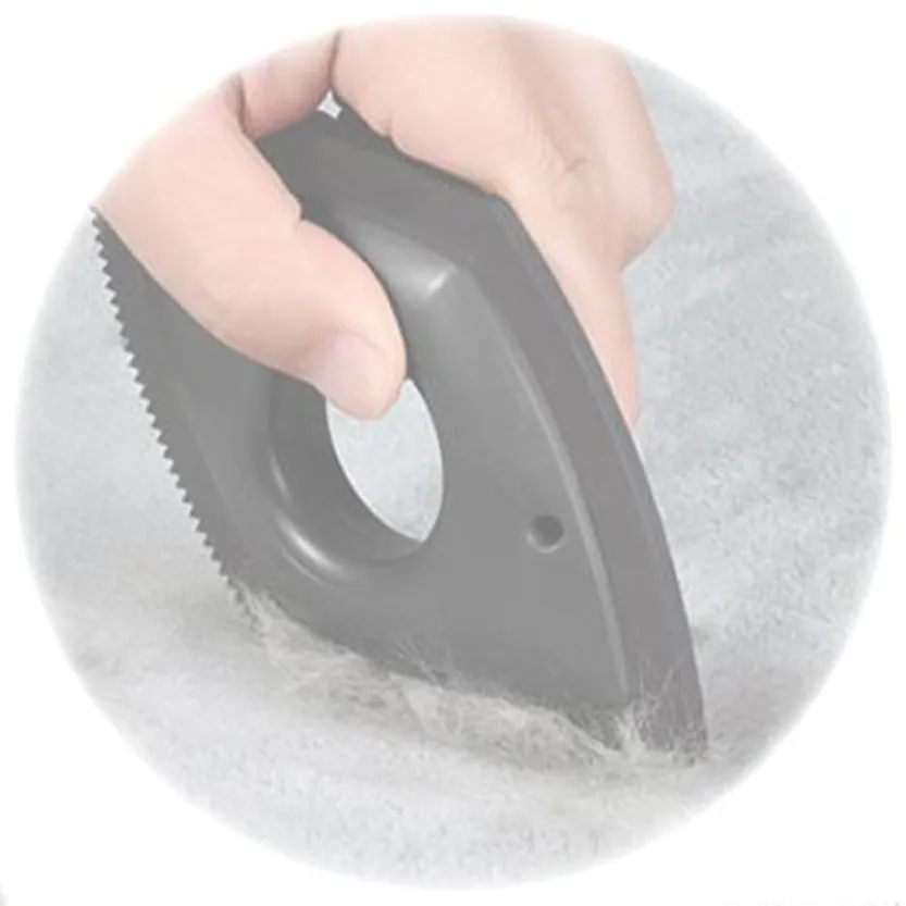 Pat and Pet Emporium | Pet Grooming | Mini Pet Hair Detailer