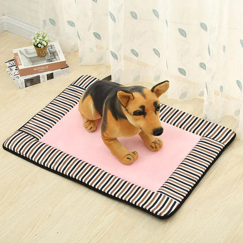 Pet fashion striped outdoor mat