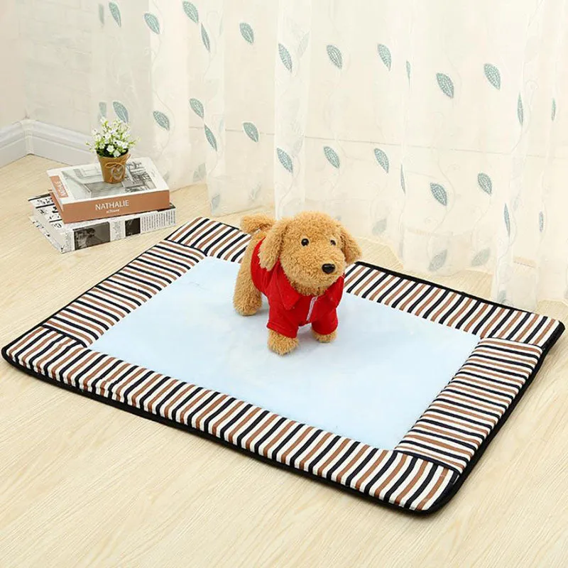 Pet fashion striped outdoor mat