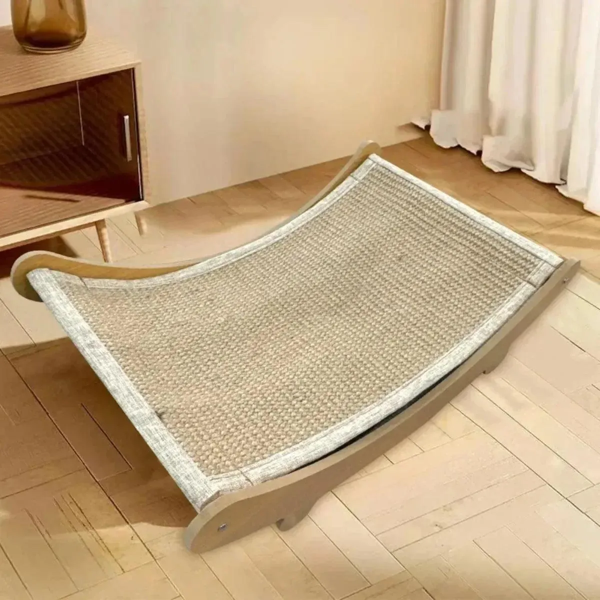 Wooden Wear-Resistant Cat Scratching Board